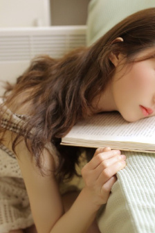小茹和小黄狗
